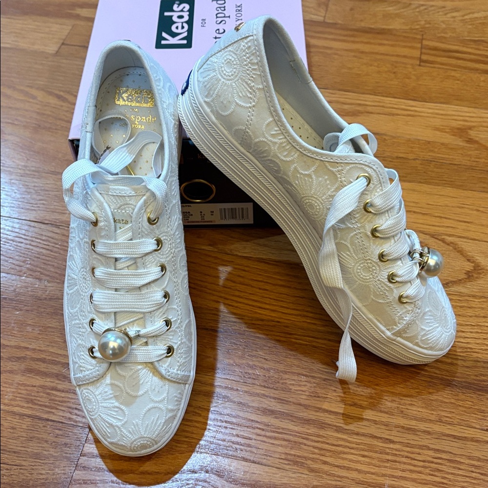 Brand New Kate Spade White Floral Canvas Sneakers